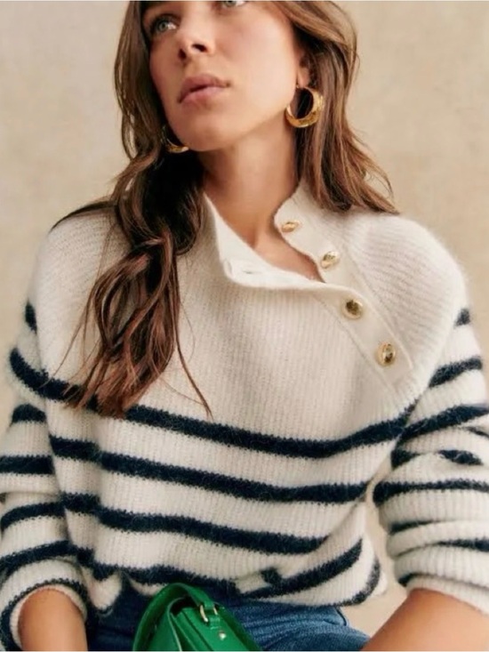 Sezane Sweaters - NWOT 🇫🇷 Sézane Trudy Jumper Striped Navy & Creamy White Mohair Sweater
